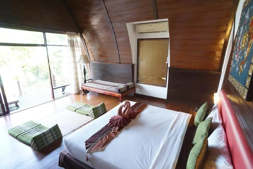 Resort The Cove Phi Phi Hotel